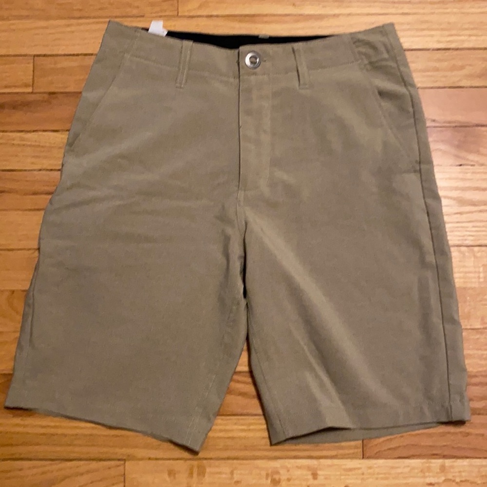 Volcom men’s surf & turf shorts